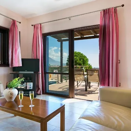 Spartia Bay Cottage Willa
